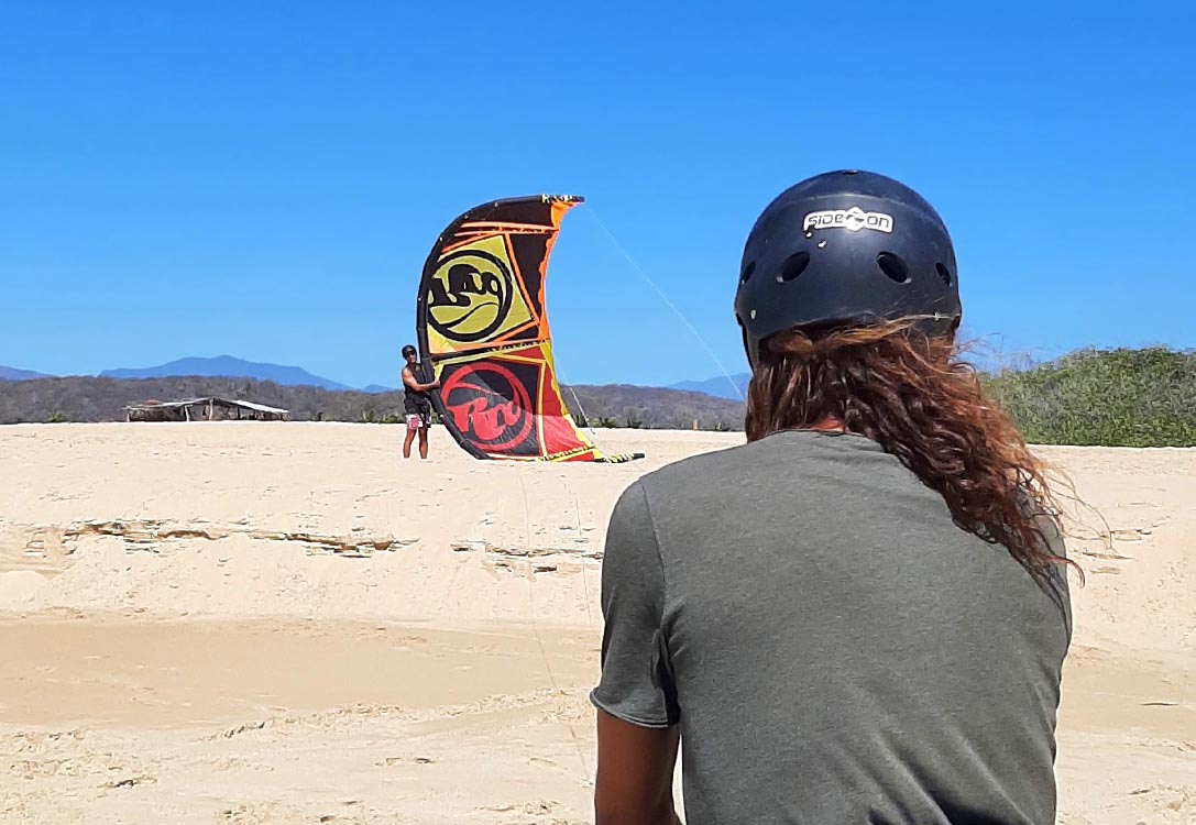 learning kitesurf with oaxakite